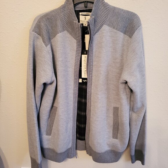 Scott James Other - Scott James Men's long sleeve sweeter 100% polyester Size M.